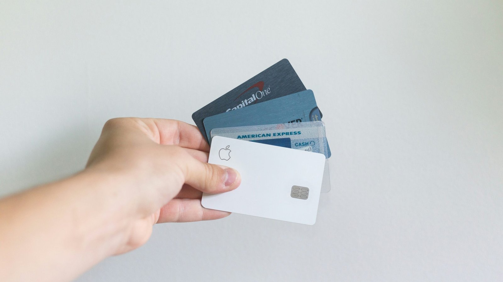 Read more about the article Navigating Bad Credit: Tips to Avoid High Fees on Credit Cards